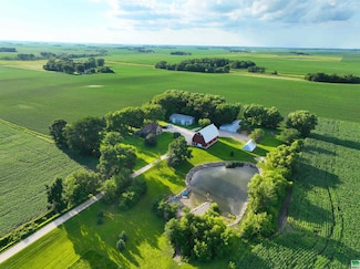 1745 555th St, Storm Lake, IA 50588