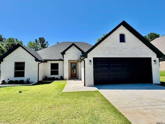 1838 Rocky Mountain Ln, Tyler, TX 75703
