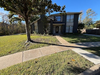 7701 Radford Cir, Plano, TX 75025