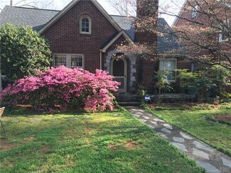 2036 Lombardy Cir, Charlotte, NC 28203