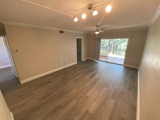 1400 NE 57th St Unit 104, Fort Lauderdale, FL 33334