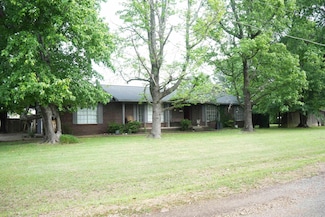 2503 E 26th St, Hope, AR 71801