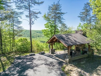 1121 Eagle Roost Ct, Monterey, TN 38574