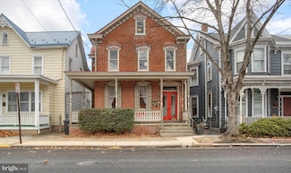 272 S Pitt St, Carlisle, PA 17013
