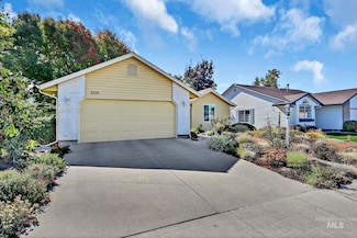 8291 W Clubhouse Ln, Garden City, ID 83714