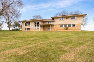 25235 Texas Ave, Elko New Market, MN 55020