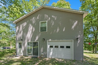 7535 Popple Ln, Reading, MI 49274