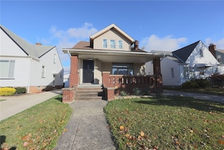 6502 Farnsworth Dr, Cleveland, OH 44129