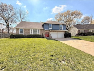 8716 Woodward St, Overland Park, KS 66212