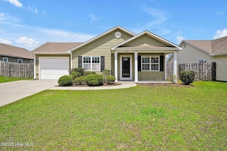 1604 Royal Pine Ct, Leland, NC 28451