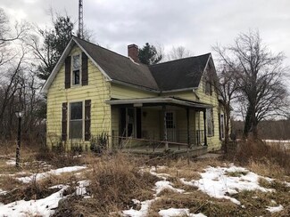 2431 E Lutheran Church Rd, Hillsboro, IN 47949