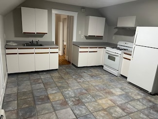 21 Carney St Unit 3, Medford, MA 02155