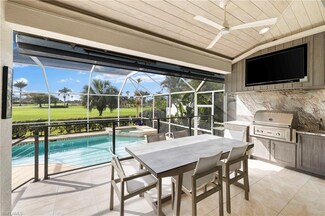 3812 Clipper Cove Dr, Naples, FL 34112