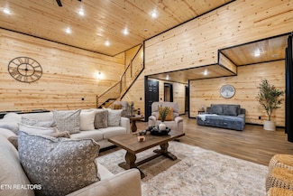 2881 Caughron Mountain Rd, Sevierville, TN 37876