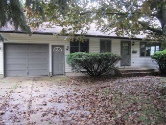 515 College Ave, Winthrop Harbor, IL 60096