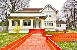 1776 Washington St, Auburndale, MA 02466