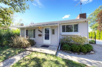 5324 Newberry St, Wayne, MI 48184