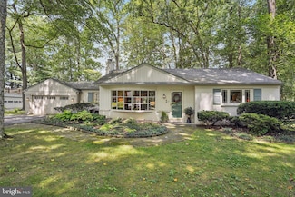 32 Woodland Cir, Downingtown, PA 19335