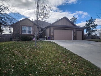 714 154th Cir, Basehor, KS 66012