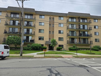 1441 E Thacker St Unit 501, Des Plaines, IL 60016