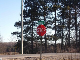 2912 N Hulbert Rd, Interlochen, MI 49643