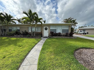 303 Colonia Ln W, Nokomis, FL 34275