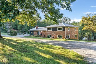 3858 Turnersville Rd, Cedar Hill, TN 37032