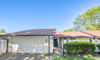 2933 S Oneal Dr, Bloomington, IN 47403