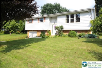 3020 W Fairbanks St, Allentown, PA 18103