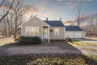 1811 W C Ave, Kalamazoo, MI 49009