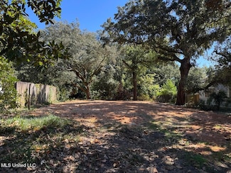 2720 7th Ave, Gulfport, MS 39501