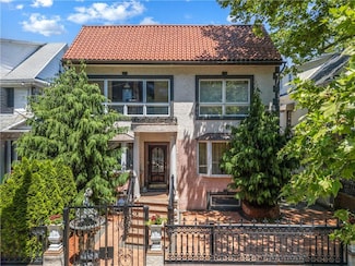 21 87th St, Brooklyn, NY 11209