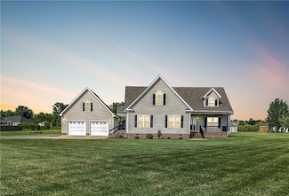 817 Tulls Creek Rd, Moyock, NC 27958