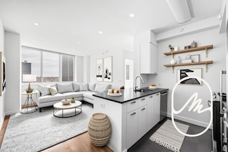 80 Dekalb Ave Unit 34N, Brooklyn, NY 11201