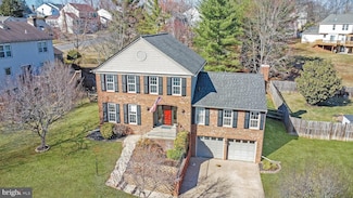 202 Heather Glen Rd, Sterling, VA 20165