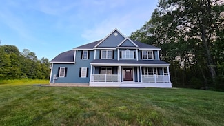 41 Senter Farm Rd, Hudson, NH 03051