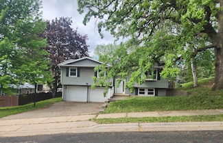 626 E Oak St, Cottage Grove, WI 53527