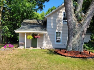410 S Union St, Hart, MI 49420