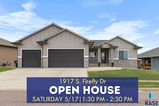 1917 S Firefly Dr, Sioux Falls, SD 57110