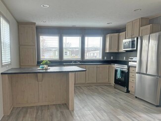 14876 Washington Rd Unit 128, West Burlington, IA 52655