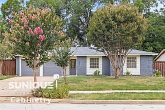 1203 Marlee Ln, Arlington, TX 76014