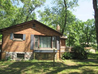 4127 Oakhill St, Walkerton, IN 46574