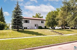 321 S 57th Ave W, Duluth, MN 55807