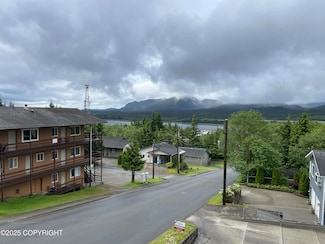 3327 Denali Ave Unit Upper, Ketchikan, AK 99901