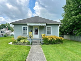 610 Lincoln Blvd, Sellersburg, IN 47172