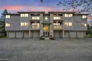 3800 Rosemont Blvd Unit 106F, Akron, OH 44333