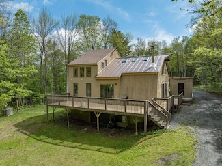 829 Pennel Hill Rd, Halifax, VT 05342