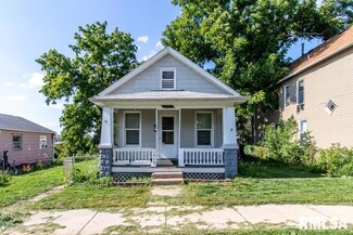 2715 8th Ave, Rock Island, IL 61201