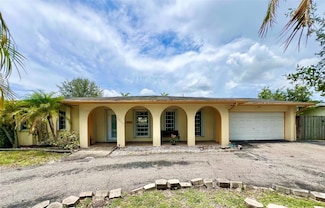 7020 Plantation Rd, Plantation, FL 33317