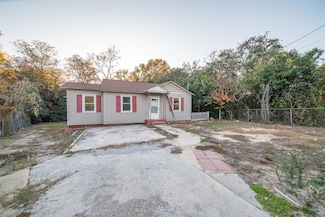 3934 Linden Cir, Columbus, GA 31907